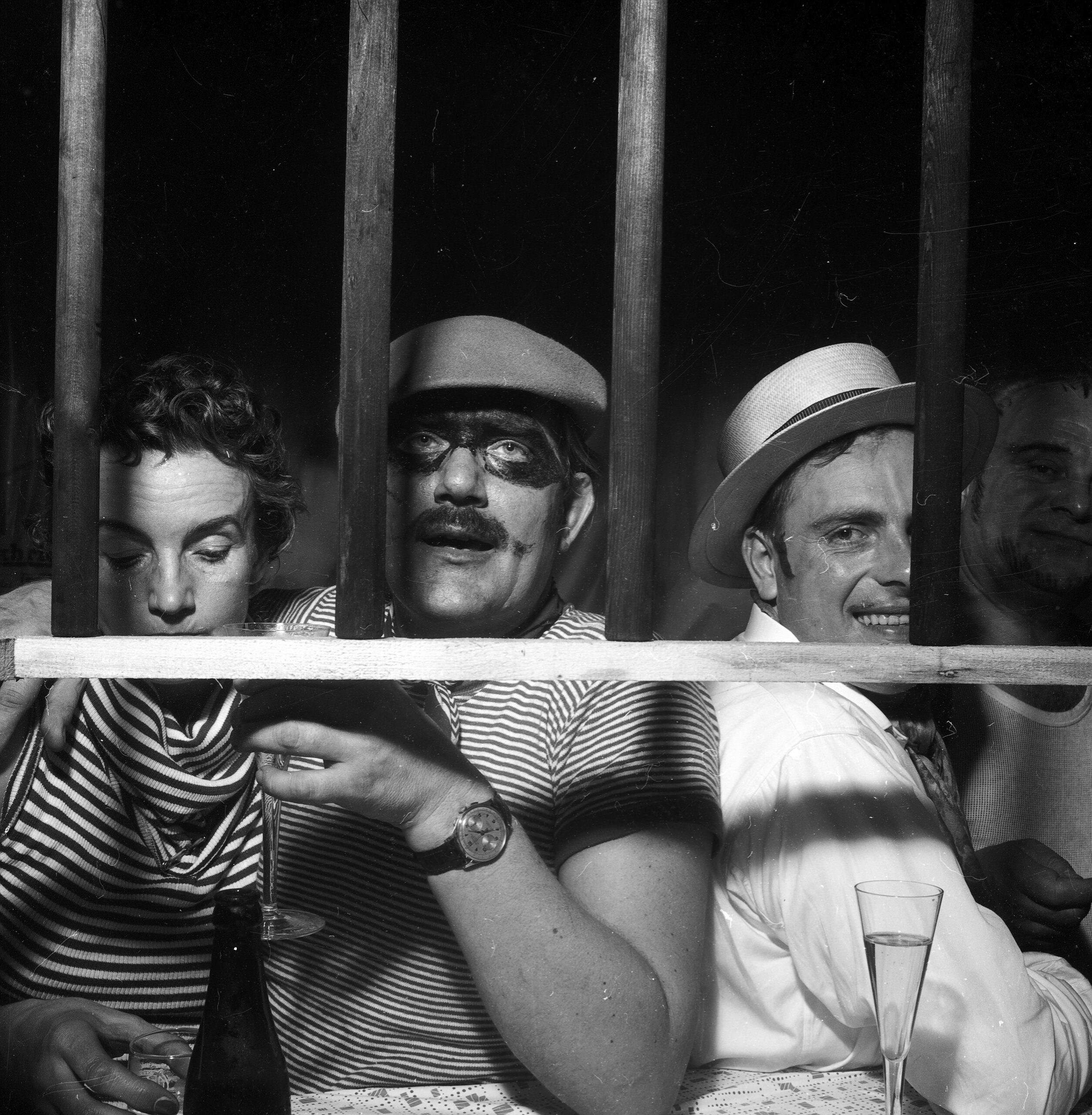 Foto_Koop_L128_Tennisclub_Fasching_02_1956_01_JPG